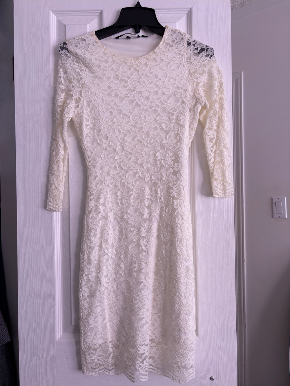 Vero Moda Cream Lace Long Sleeve Sheath Dress
